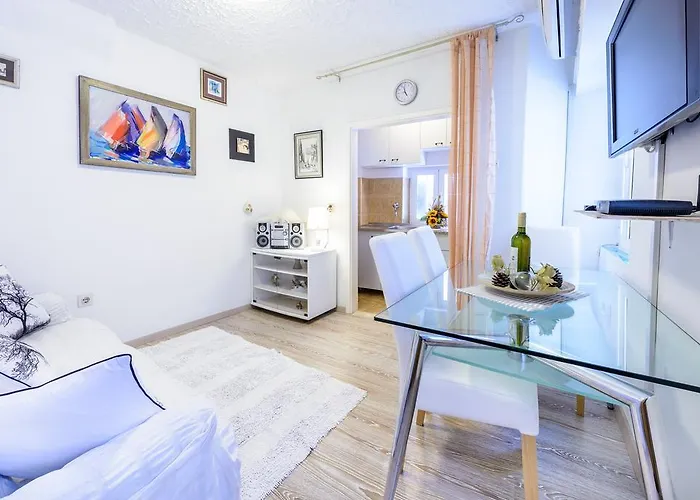 Antonio Apartment