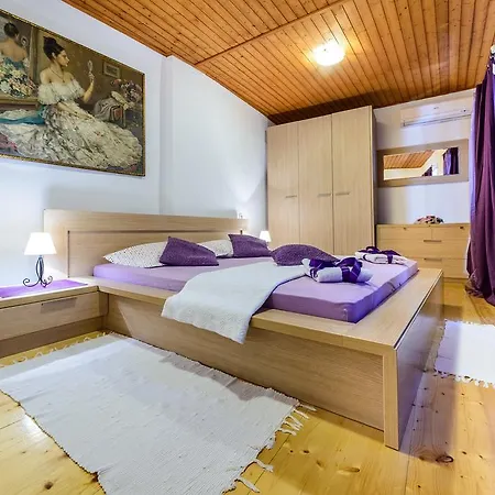 Antonio Apartment *